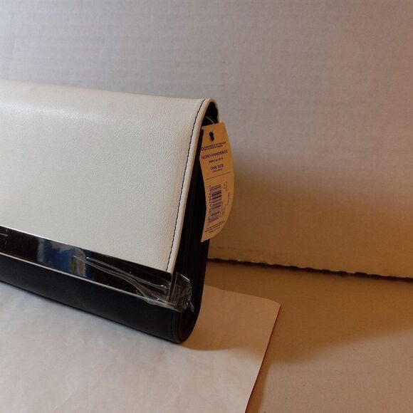 New No Boundries Black  & White Bar Clutch Cottagecore Granny Chic Grandmacore - Picture 2 of 9